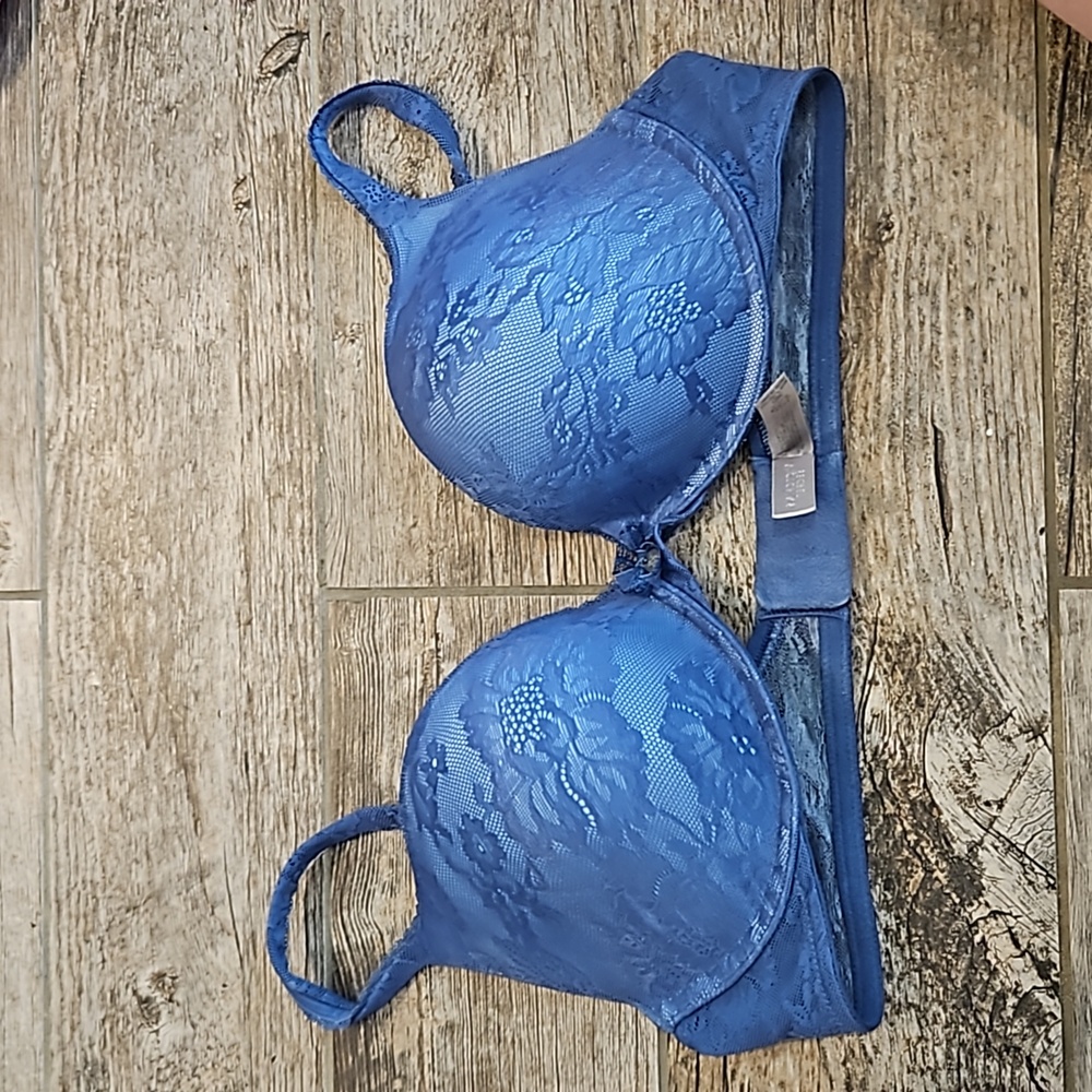 Victoria's Secret Body by Victoria Push Up 36D